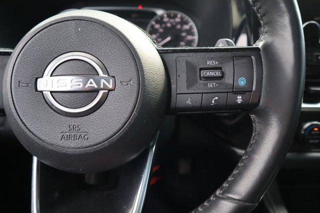 2023 Nissan Pathfinder SL 4WD