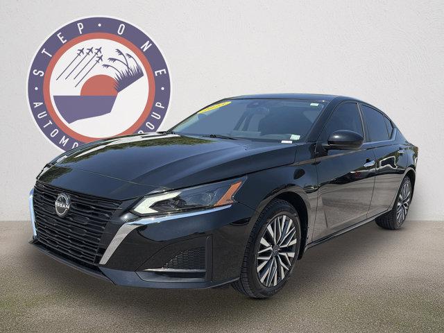2023 Nissan Altima SV Intelligent AWD