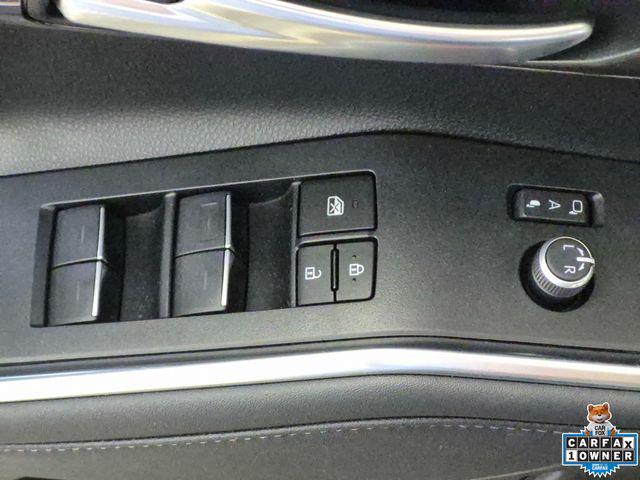 2023 Toyota Highlander Hybrid Platinum