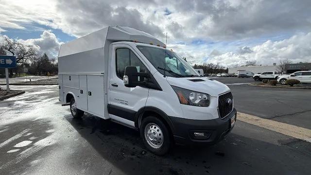 2024 Ford Transit Cutaway Base