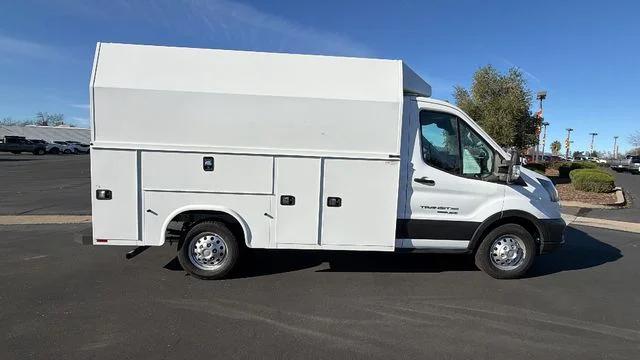 2024 Ford Transit Cutaway Base