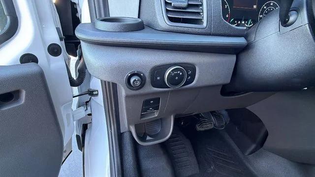 2024 Ford Transit Cutaway Base