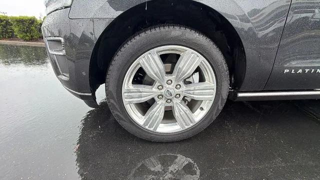 2024 Ford Expedition Platinum
