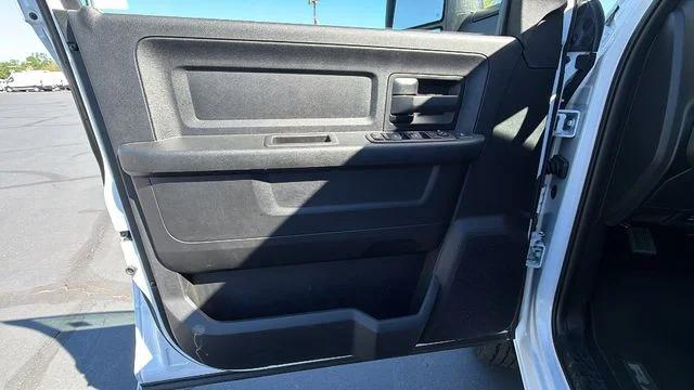 2024 Ram 2500 Tradesman Crew Cab 4x4 6'4" Box