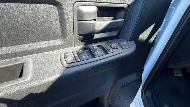 2024 Ram 2500 Tradesman Crew Cab 4x4 6'4" Box
