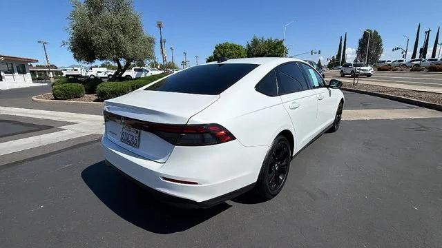 2025 Honda Accord Sedan SE