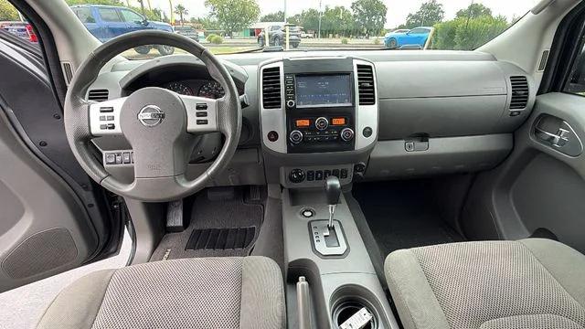 2020 Nissan Frontier Crew Cab SV 4x4