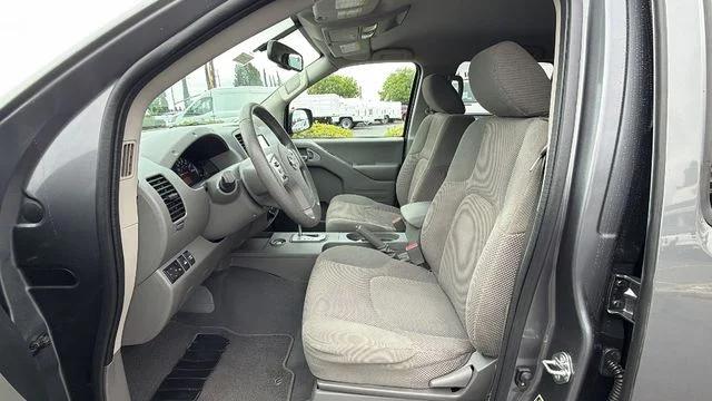 2020 Nissan Frontier Crew Cab SV 4x4