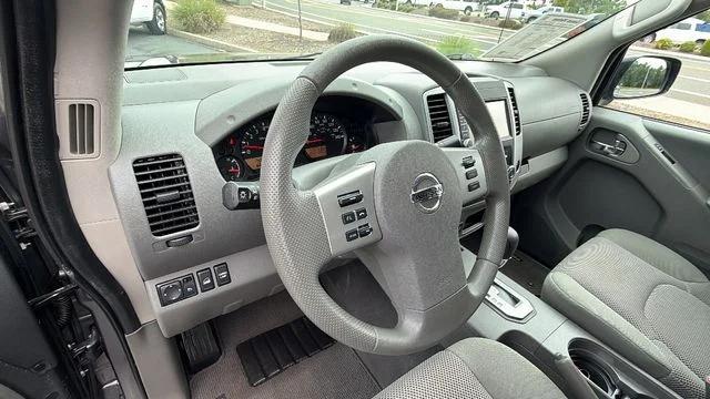 2021 Nissan Frontier Crew Cab SV 4x4