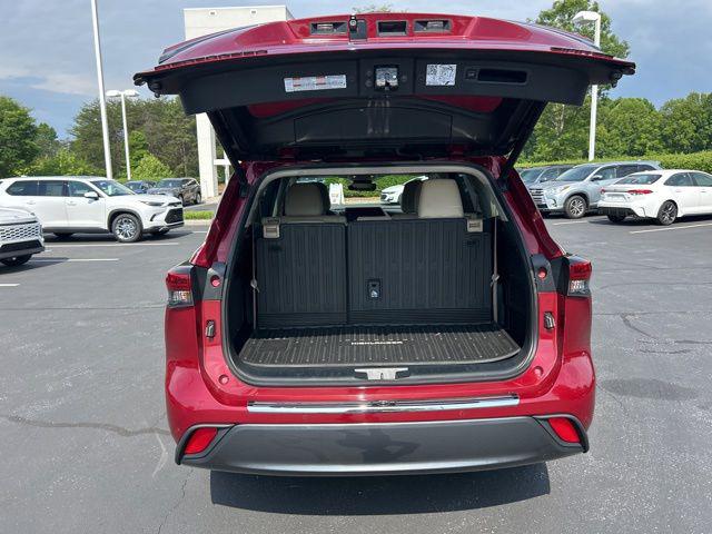 2022 Toyota Highlander Limited