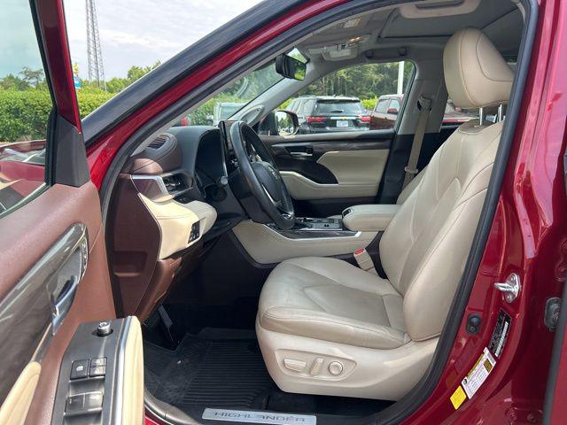 2022 Toyota Highlander Limited