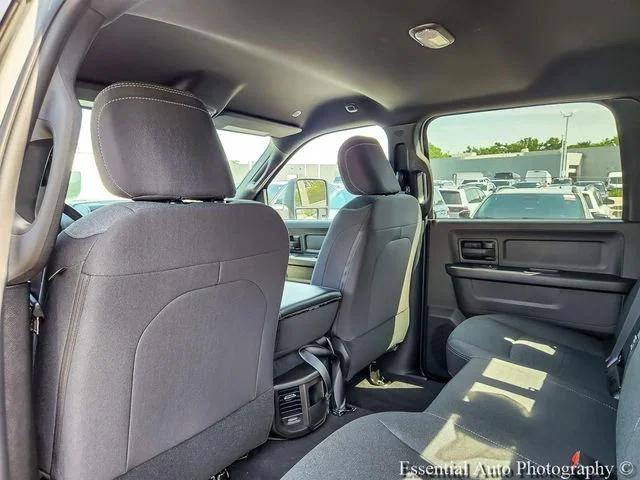 2026 Ram 2500 Black Express Crew Cab 4x4 64 Box