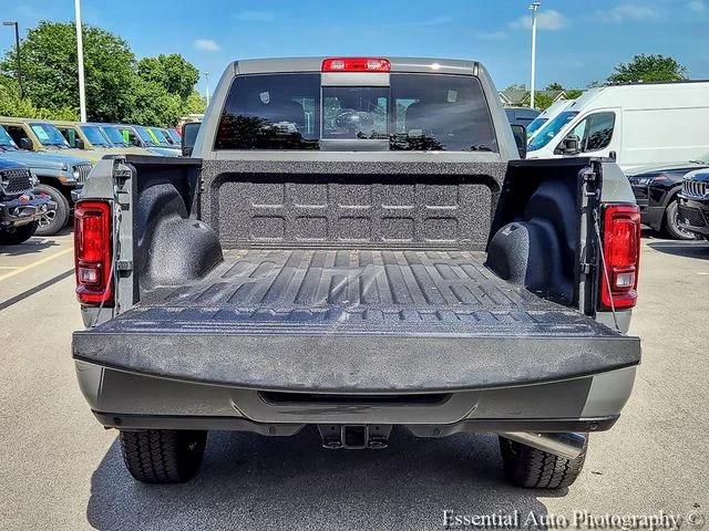 2026 Ram 2500 Black Express Crew Cab 4x4 64 Box