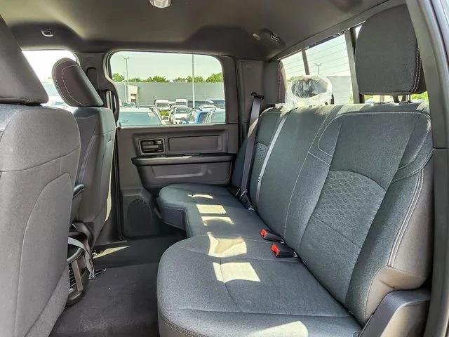 2026 Ram 2500 Black Express Crew Cab 4x4 64 Box