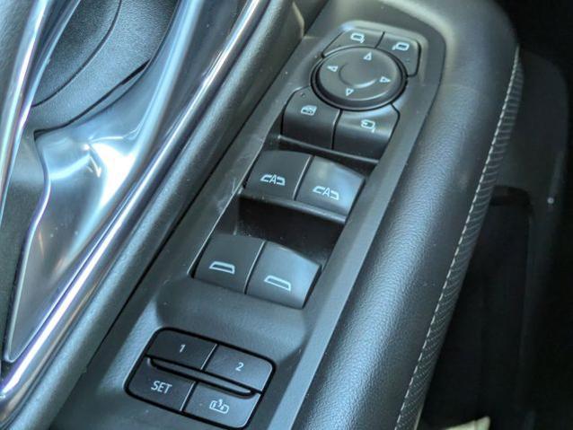 2022 GMC Yukon 2WD SLT