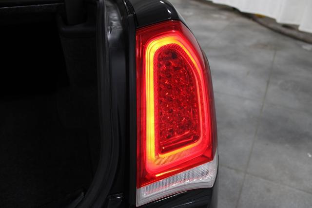 2023 Chrysler 300 Touring AWD
