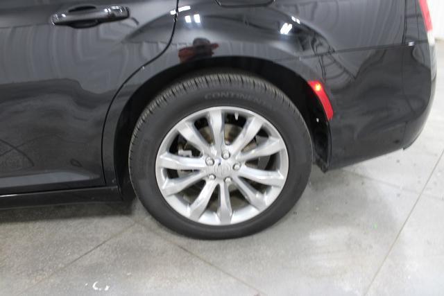 2023 Chrysler 300 Touring AWD