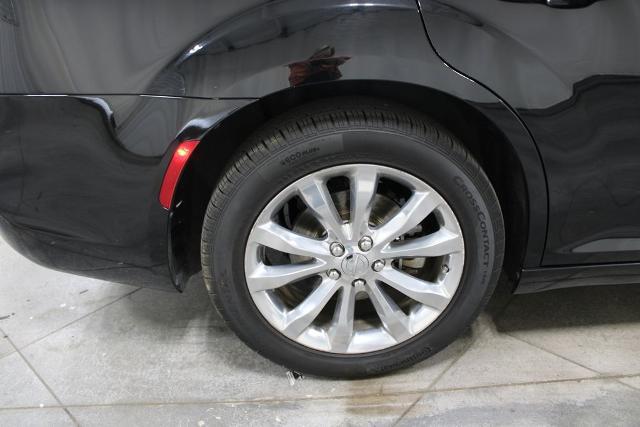 2023 Chrysler 300 Touring AWD