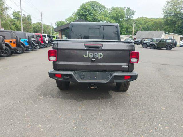 2022 Jeep Gladiator Overland