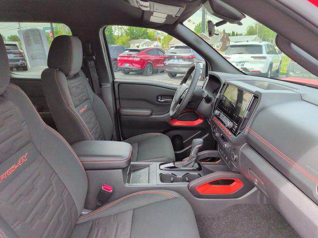 2025 Nissan Frontier Crew Cab Long Bed PRO-4X 4x4