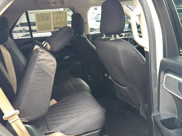 2020 Ford Explorer Base
