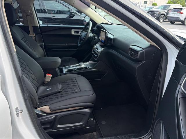 2020 Ford Explorer Base