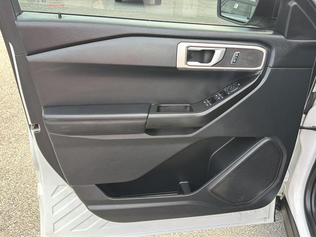 2020 Ford Explorer Base