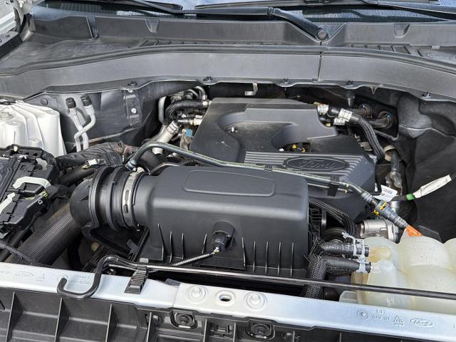 2020 Ford Explorer Base