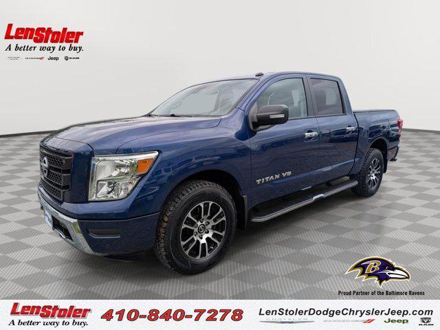 2020 Nissan TITAN Crew Cab SV 4x4 2020 Nissan TITAN Crew Cab SV 4x4