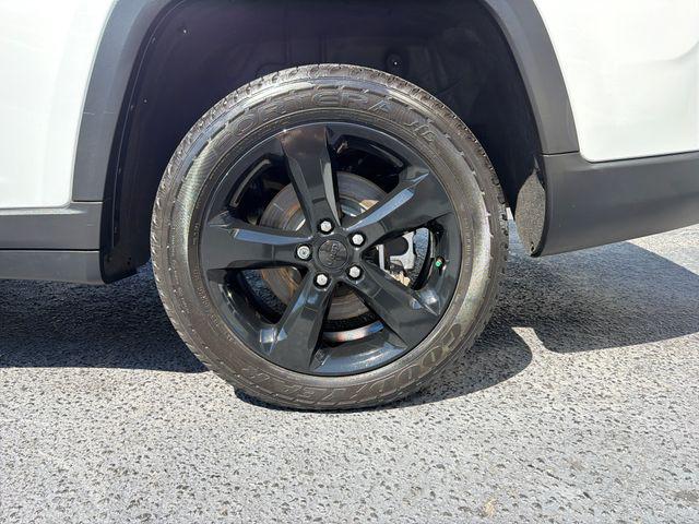 2023 Jeep Grand Cherokee L Altitude 4x4
