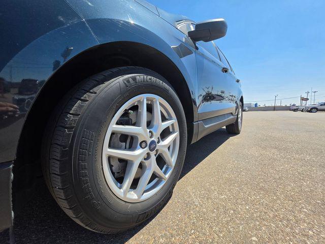 2022 Ford Edge SE