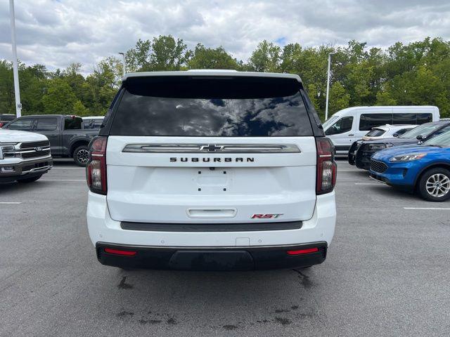 2022 Chevrolet Suburban 4WD RST