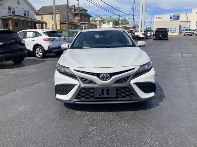 2022 Toyota Camry SE AWD