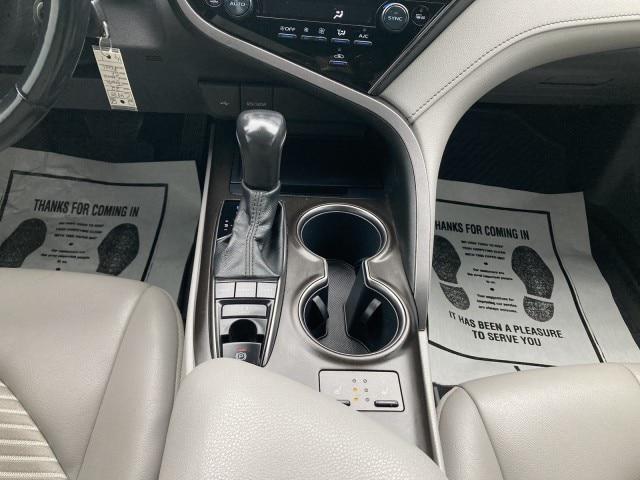 2022 Toyota Camry SE AWD