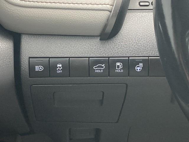 2022 Toyota Camry SE AWD