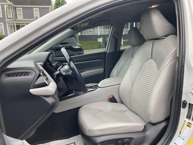 2022 Toyota Camry SE AWD