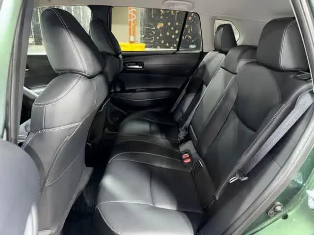 2025 Toyota Corolla Cross XLE