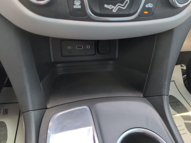 2022 Chevrolet Equinox FWD LS