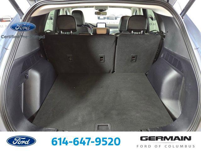 2022 Ford Escape Titanium Hybrid