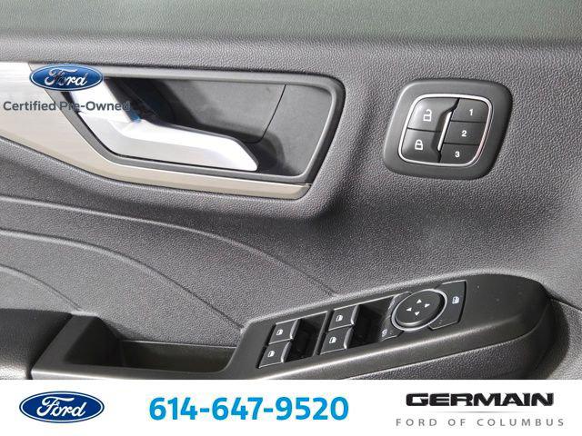 2022 Ford Escape Titanium Hybrid