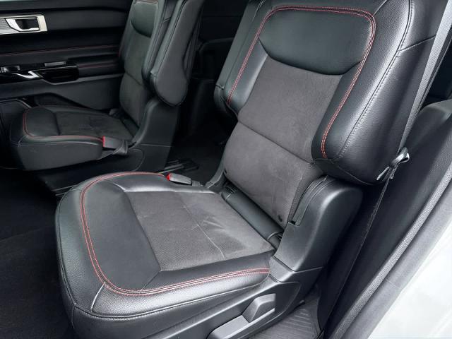 2024 Ford Explorer ST-Line