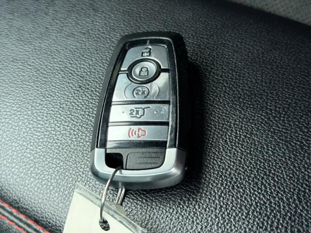 2024 Ford Explorer ST-Line