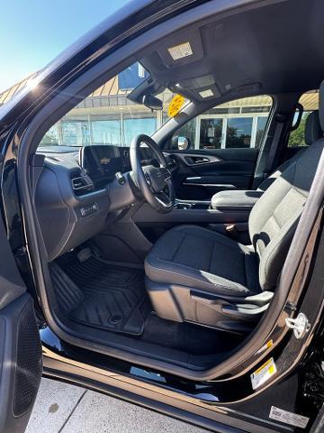 2024 Chevrolet Traverse AWD LS