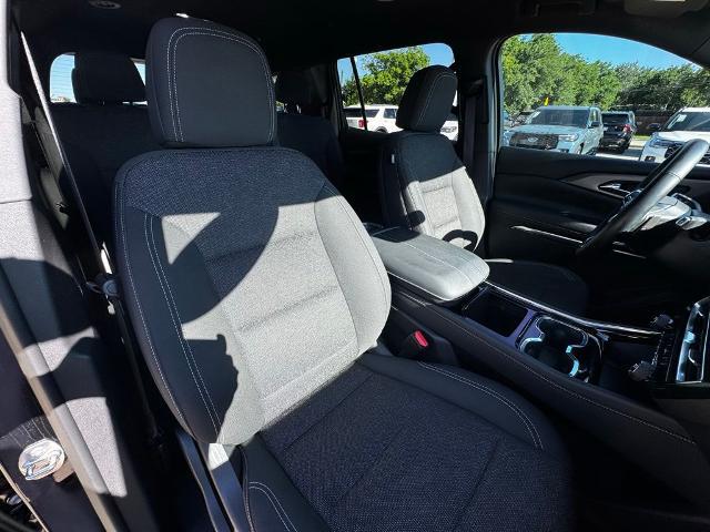 2024 Chevrolet Traverse AWD LS