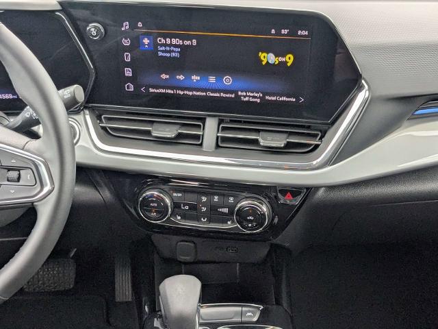2025 Chevrolet Trax FWD LT