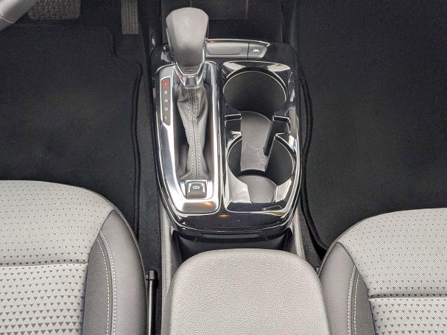 2025 Chevrolet Trax FWD LT