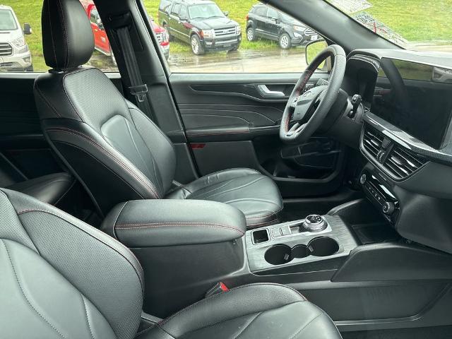 2025 Ford Escape ST-Line Elite