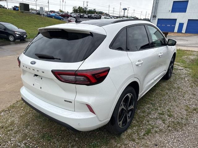 2025 Ford Escape ST-Line Elite
