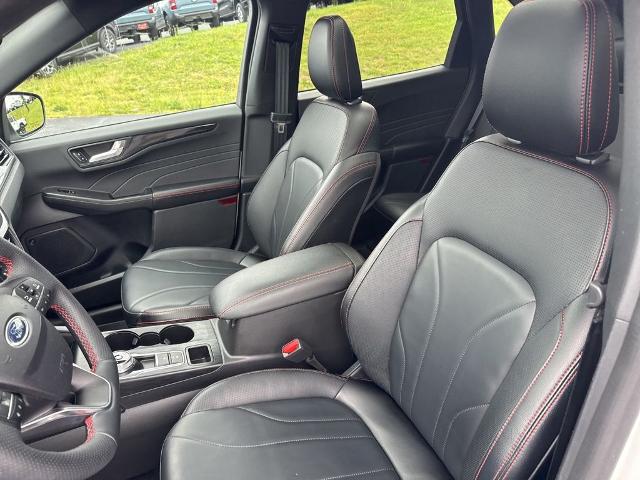 2025 Ford Escape ST-Line Elite