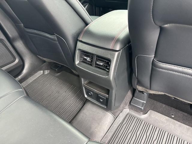 2024 Ford Edge ST-Line